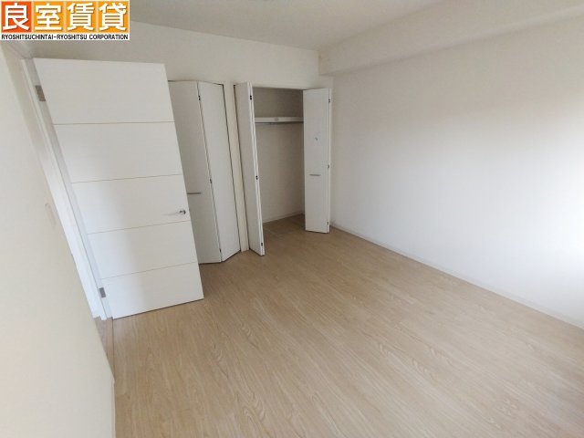 その他　※同タイプの間取り写真を使用。現状優先。