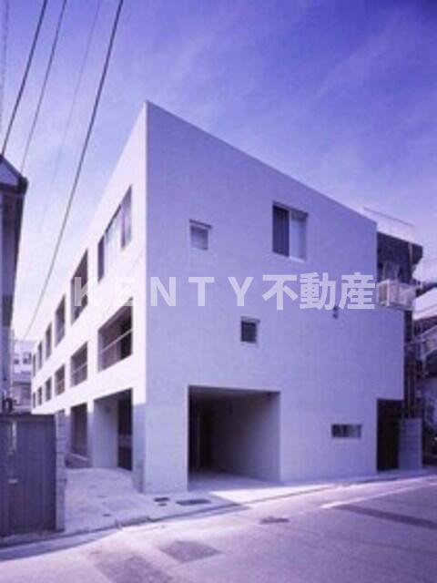 建物外観　落ち着いた雰囲気の外観です