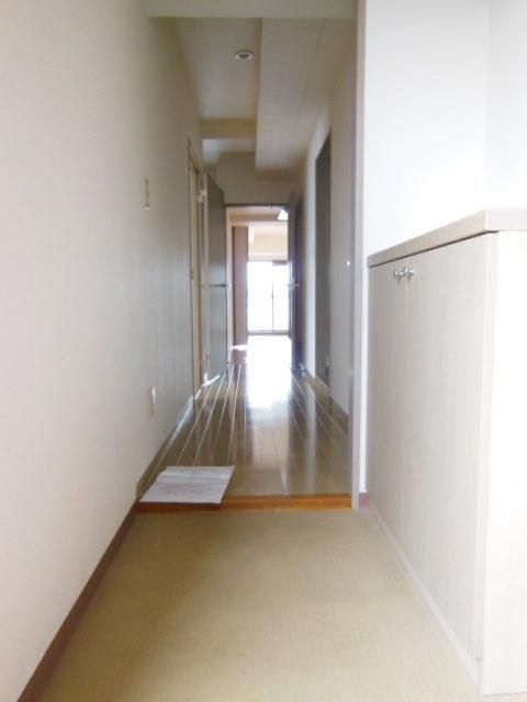 玄関　☆お部屋の入口☆