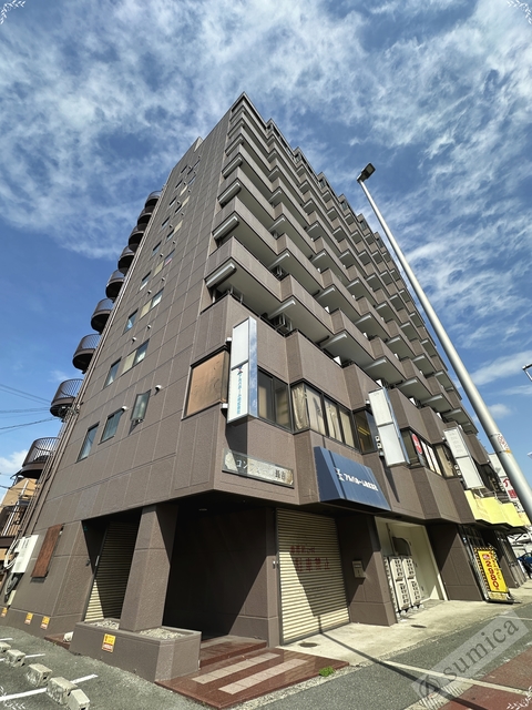 建物外観　外装もリニューアルしとってもキレイです♪♪