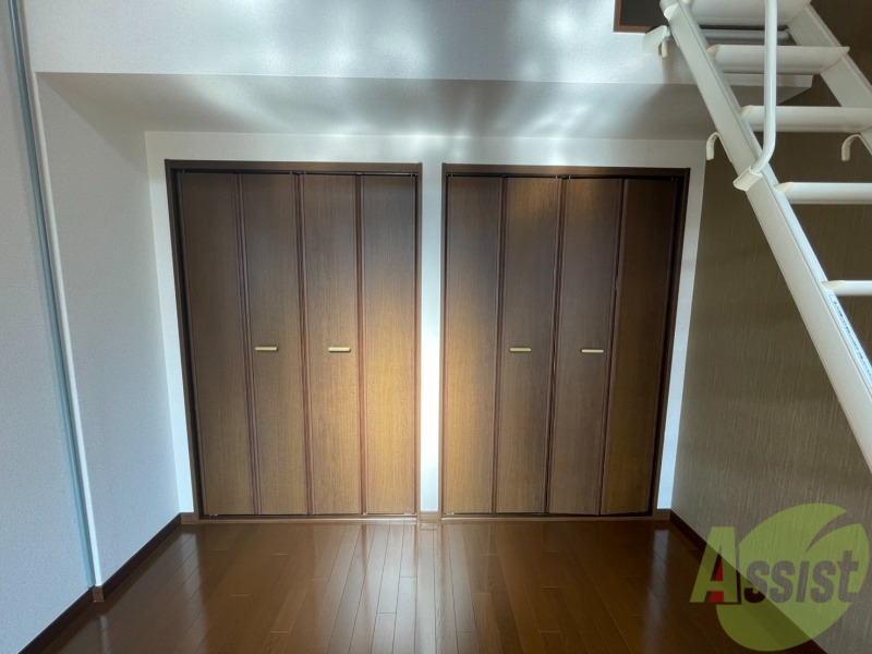 収納　収納はこちら。中の様子が気になりますね。。