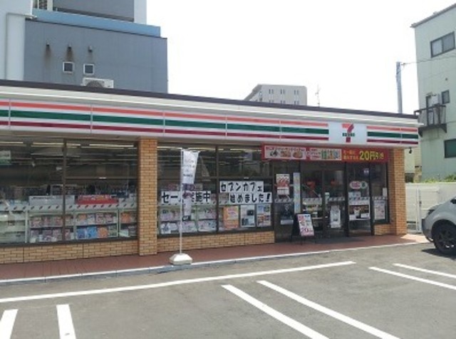 コンビニ　セブンイレブン大田区本羽田1丁目店（コンビニ）まで689m