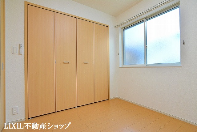 その他　４．２帖の洋室です。