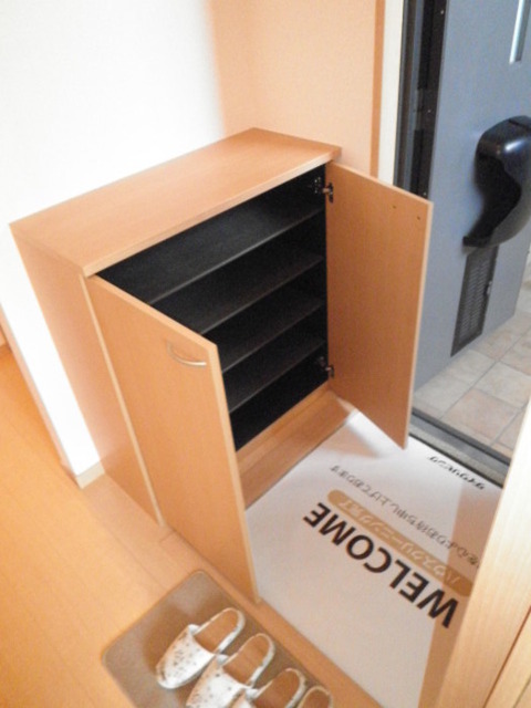 玄関　下駄箱