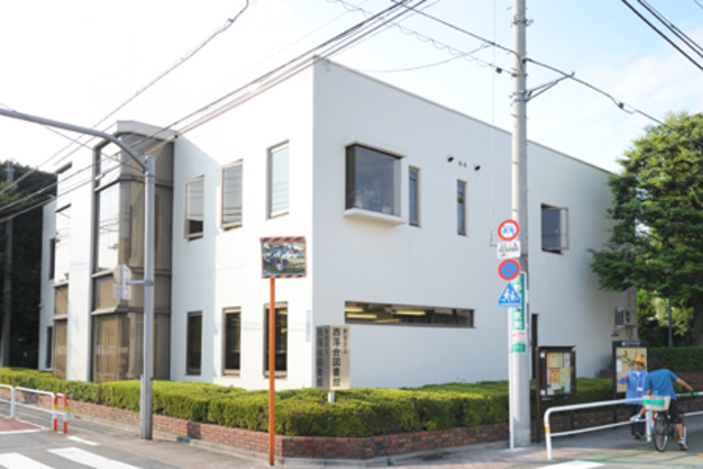図書館　新宿区立西落合図書館（図書館）まで860m