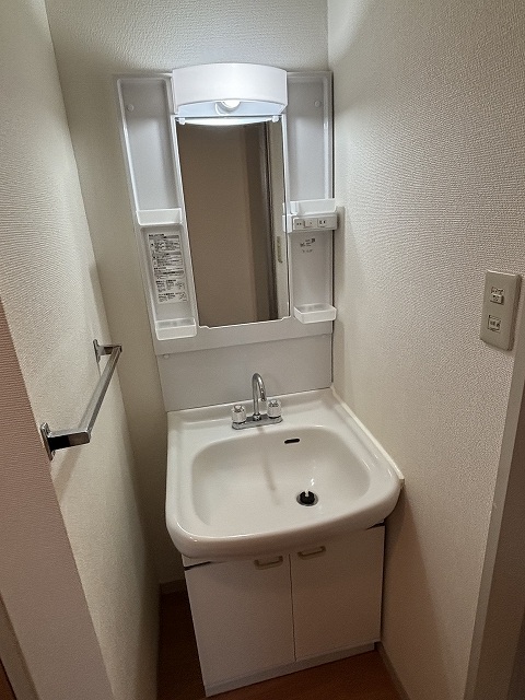 2路線利用可 2面採光 2DK オモニア EILの内装写真