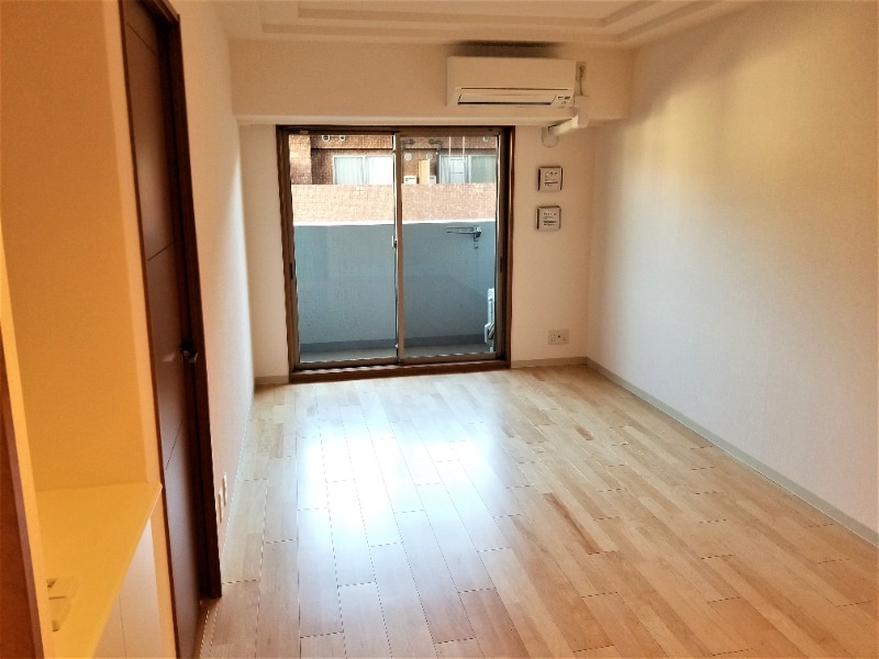 アーバネックス元町通の居間写真