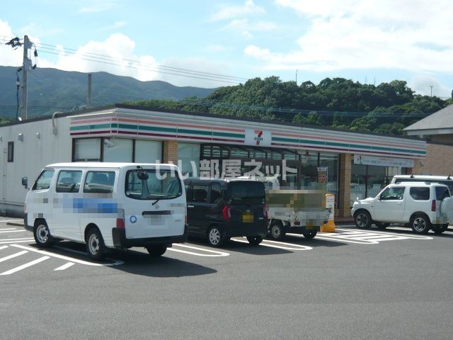 コンビニ　セブンイレブン 鹿児島喜入店（コンビニ）まで751m