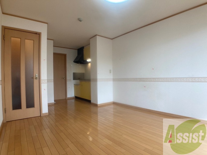 居室・リビング　明るいお部屋は気持ちよく過ごせそうですね。