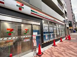 コンビニ　セブンイレブン墨田業平浅草通り店（コンビニ）まで73m