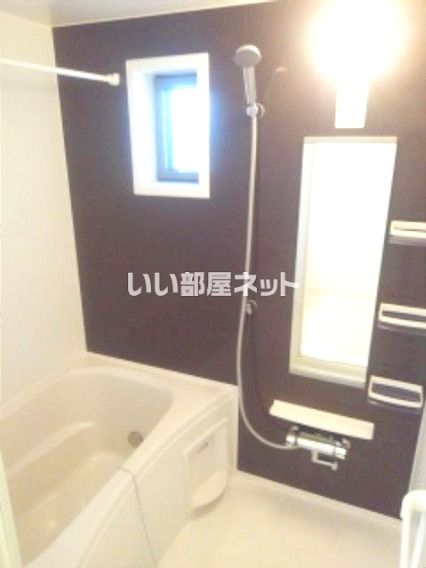 ミルフロールIIIAの風呂写真