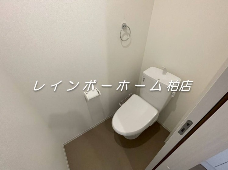 トイレ　同施工。参考写真。
