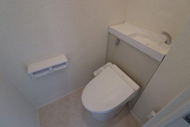 メゾン泉東町のトイレ写真
