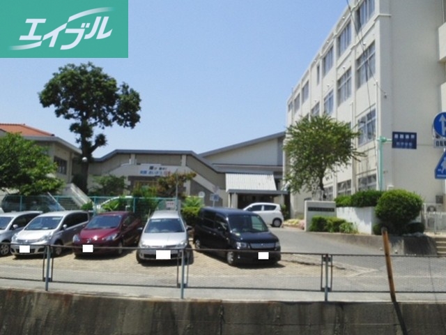 中学校　倉敷南中学校（中学校）まで750m