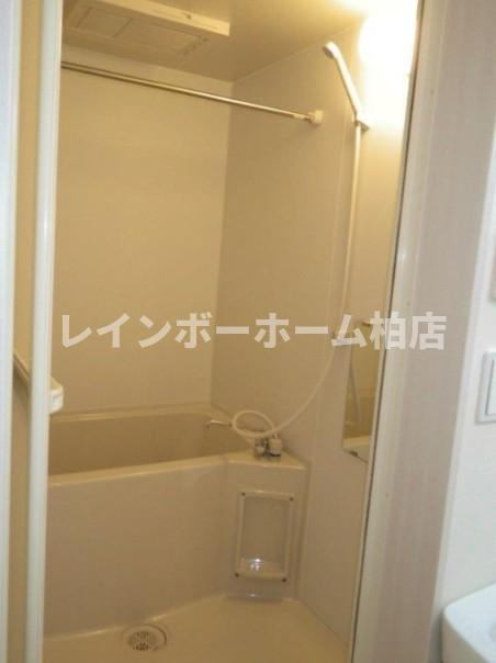 バス・シャワールーム　お風呂です