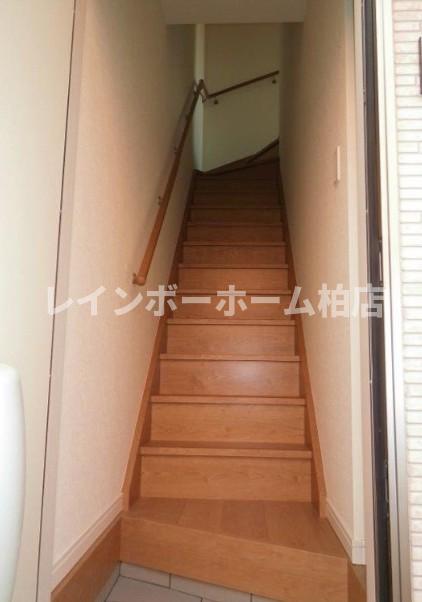 玄関　収納もある玄関です