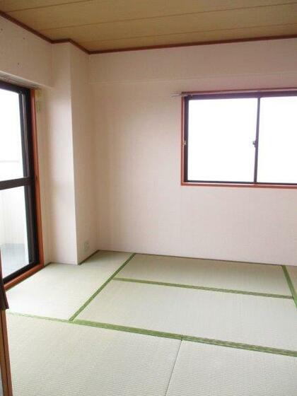 東武伊勢崎線 蒲生駅 徒歩3分 7階建 築31年の内装写真