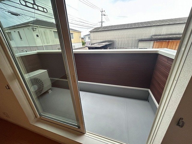 バルコニー　広々としたバルコニーです