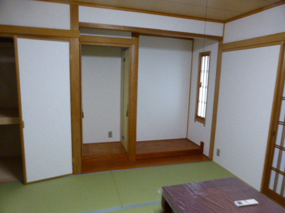 西原9丁目戸建ての内装写真