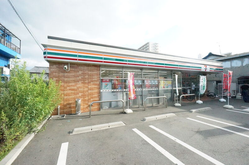 コンビニ　セブンイレブン大阪加美正覚寺店（コンビニ）まで498m