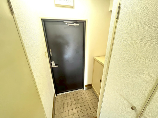 京阪本線 古川橋駅 徒歩4分 8階建 築35年の玄関写真