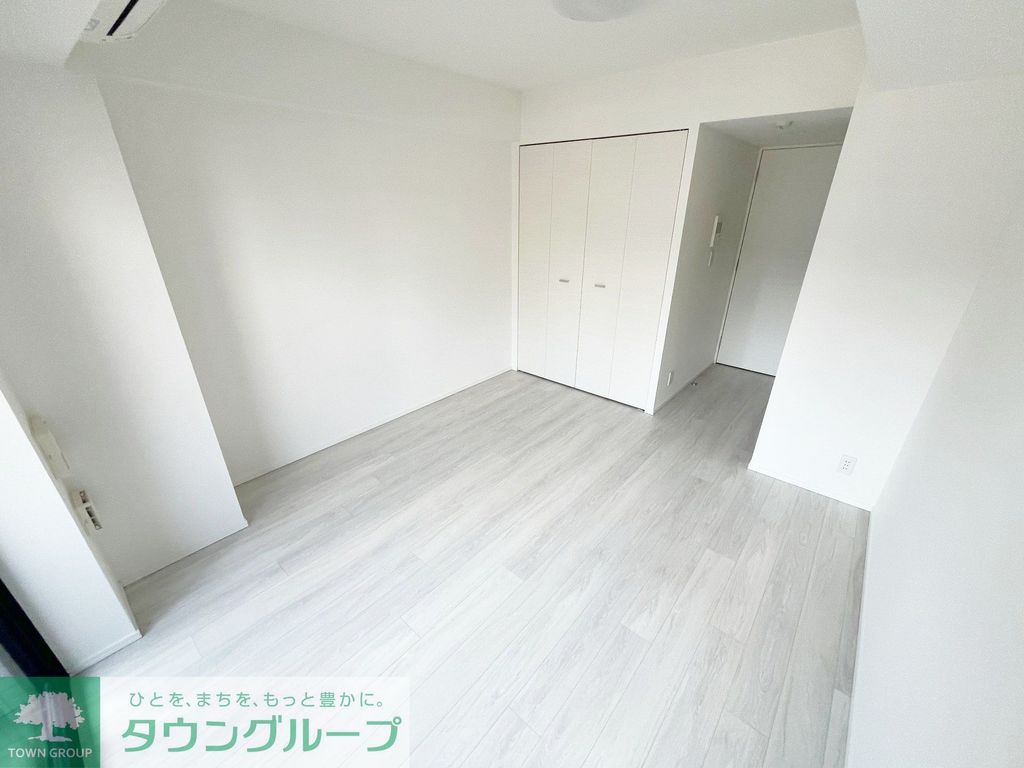 ARTESSIMO GREASの居間写真