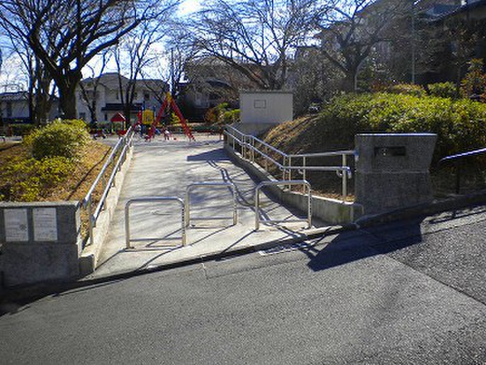 公園　上谷本第一公園（公園）まで201m