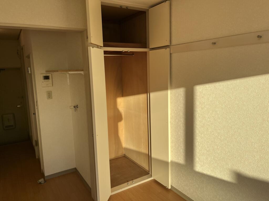 東急東横線 菊名駅 徒歩10分 2階建 築34年の内装写真