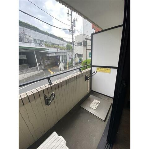 東急大井町線 大岡山駅 徒歩1分 3階建 築32年の内装写真