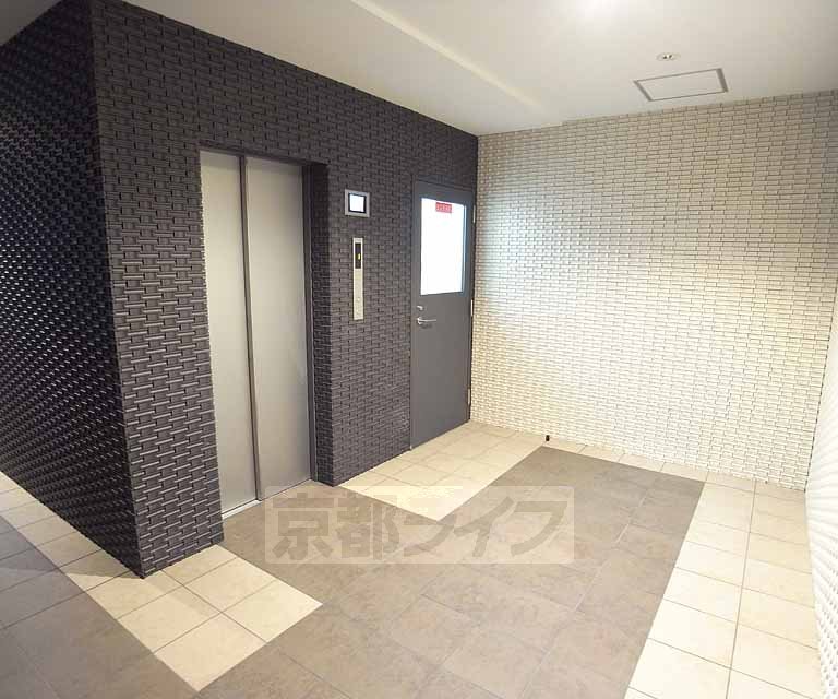 地下鉄烏丸線 北大路駅 徒歩23分 4階建 築13年の外観写真
