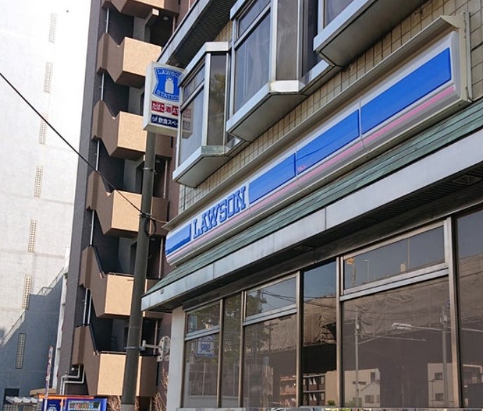 コンビニ　ローソン江戸川橋駅前店（コンビニ）まで90m