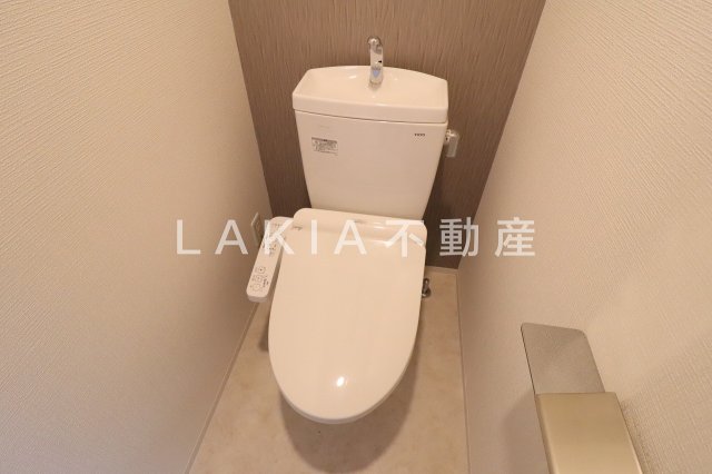 エスリード大阪クレストコートのトイレ写真