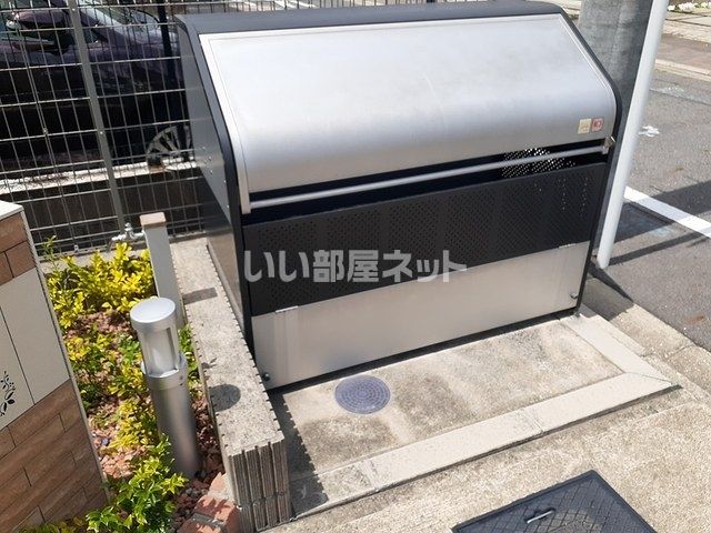 地下鉄名城線 黒川駅 徒歩9分 3階建 築9年の外観写真
