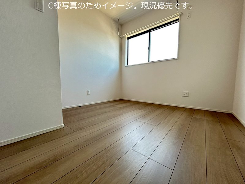 グローリー鷲崎 A棟の内装写真