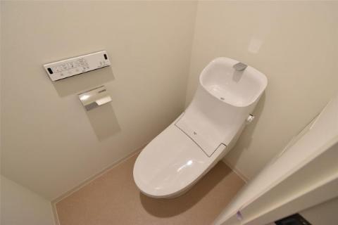 トイレ　シャワー付トイレ