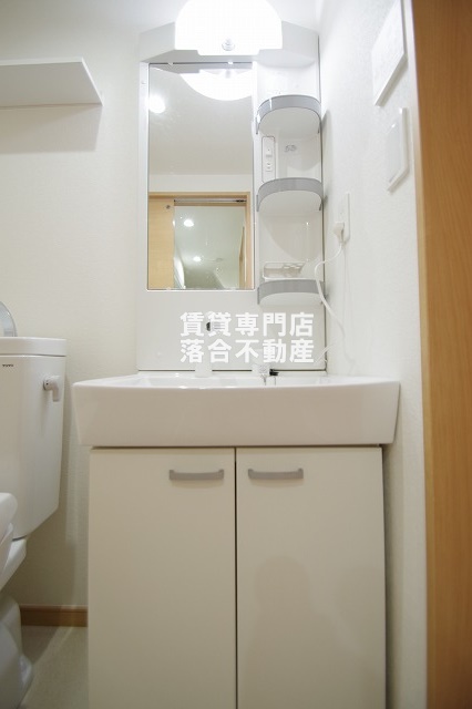 洗面設備　使いやすい独立洗面台