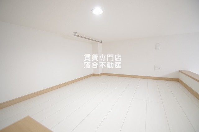 その他部屋・スペース　大型ロフト付き