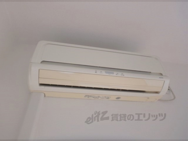 その他設備　給湯器リモコン