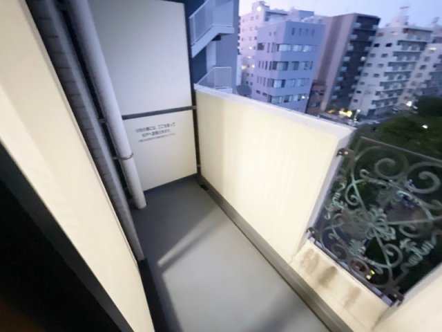バルコニー　便利で嬉しいバルコニー付きです♪