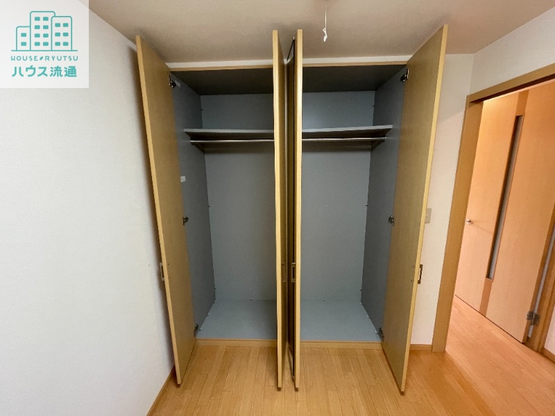 収納　※別号室の写真になります。