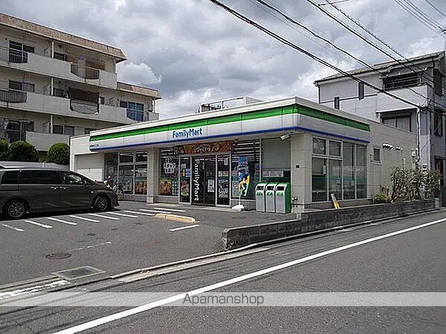 コンビニ　ファミリーマート板橋高島平七丁目店（コンビニ）まで192m