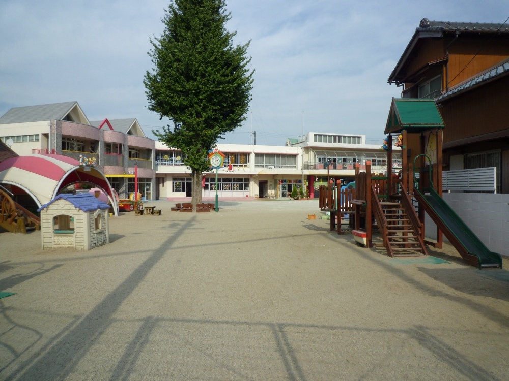 幼稚園・保育園　エンゼル幼稚園（幼稚園・保育園）まで969m