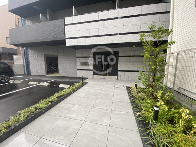 エントランス　プレサンスOSAKA東中本エシデル　エントランス