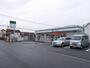 コンビニ　ファミリーマート耳成駅前店様（コンビニ）まで800m