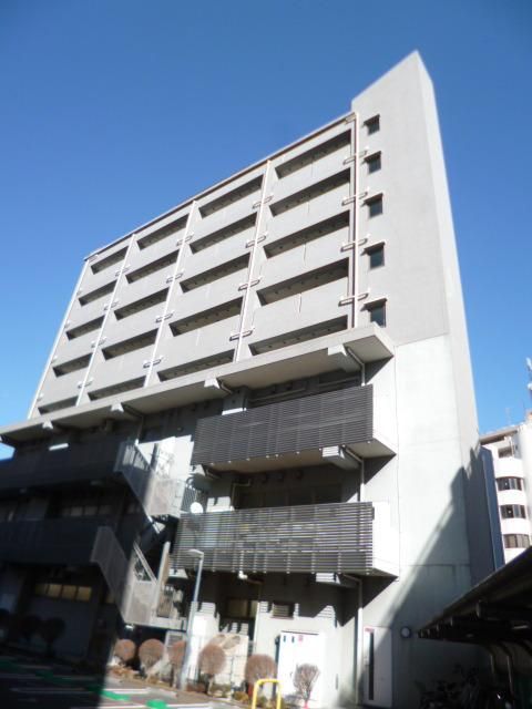 小田急線 鶴川駅 徒歩3分 8階建 築24年の外観写真