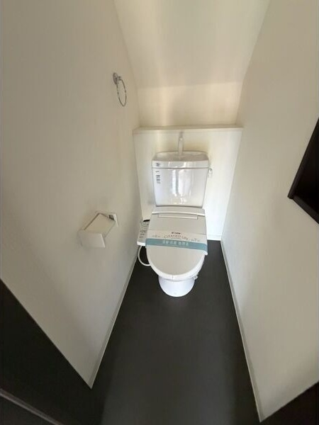 荒子1丁目貸家のトイレ写真