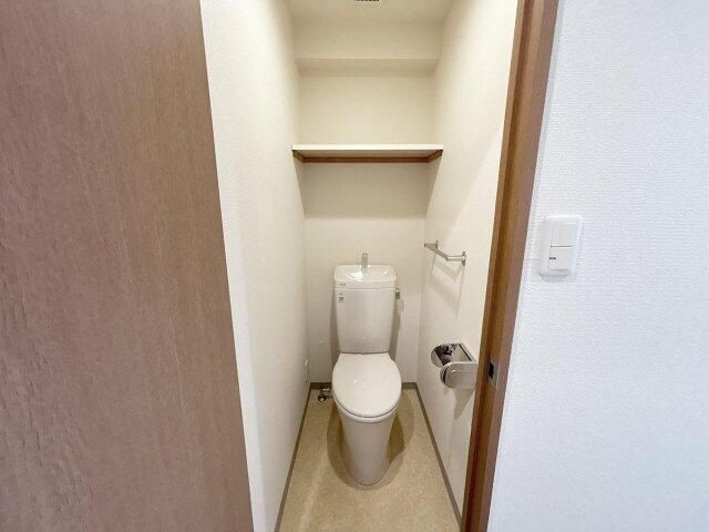 トイレ　落ち着いたトイレです