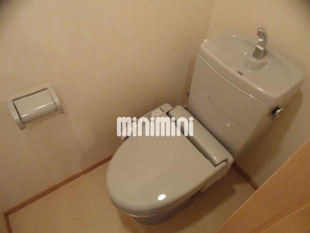 トイレ　ウォシュレット付のトイレ