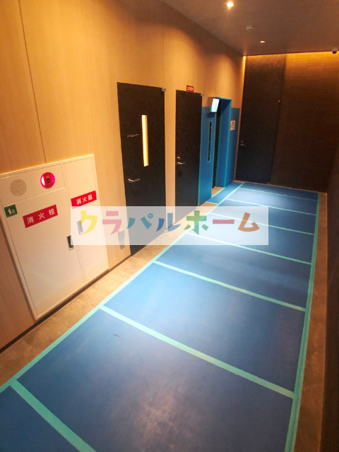 地下鉄御堂筋線 西中島南方駅 徒歩5分 8階建 築7年の外観写真