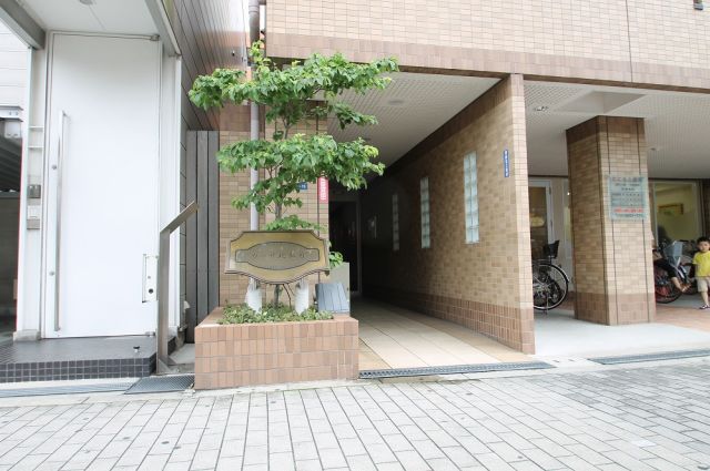 カーサ北本通の外観写真